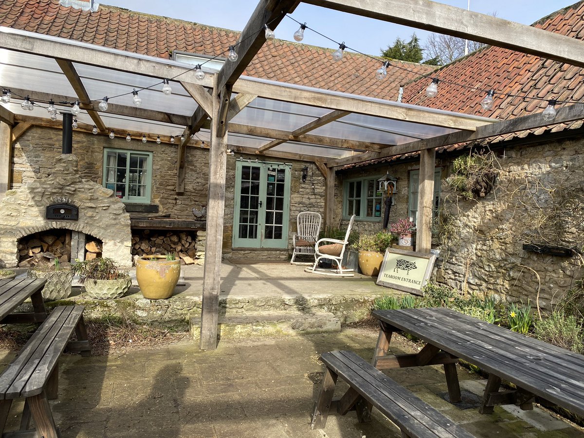 We finally met Ginny at @highparadisefarm cafe and tea rooms - what an amazing spot <a href="/ClareFrisby/">Clare Frisby📺</a> <a href="/BBCYork/">BBC York</a> <a href="/thekeeper2014/">The Keeper</a>