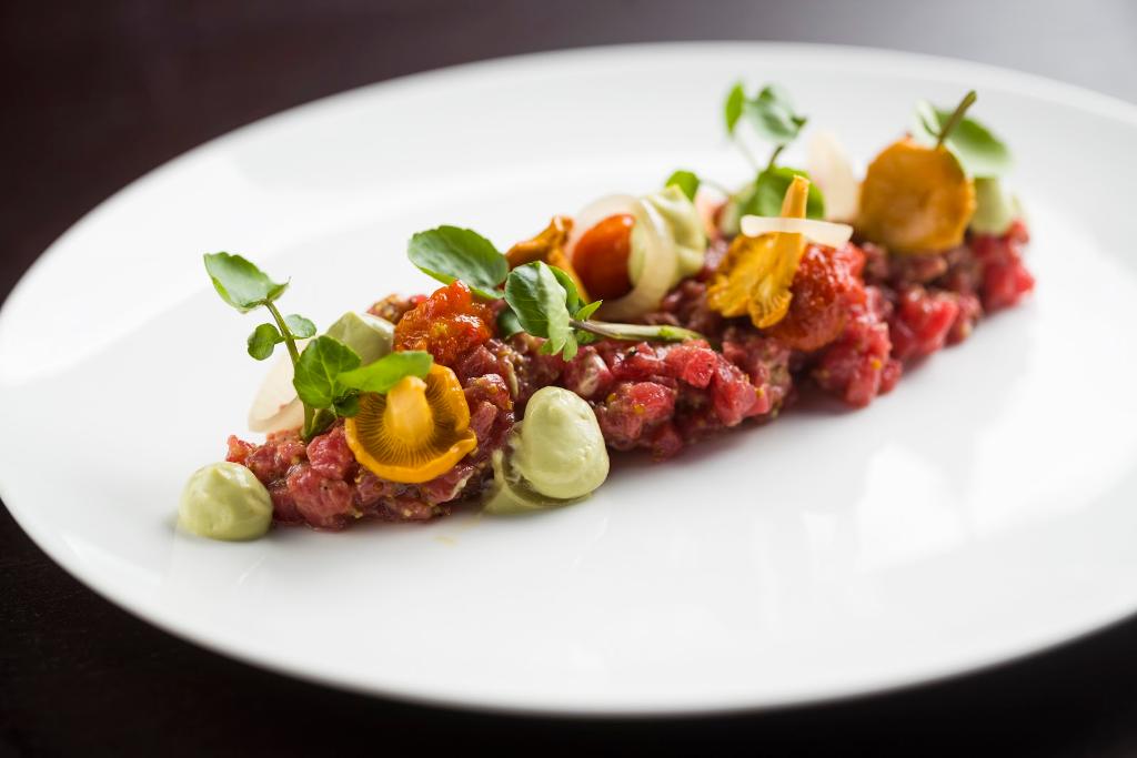 The Barcelona EDITION (@editionbcn) on Twitter photo Delight yourself with every bite of the Tarragon Tartar at our clandestine supper club #CabaretBCN.
Reserve your table for Friday & Saturday night:
(+34) 936 26 33 30
reservations.bcn@editionhotels.com
#BarcelonaEDITION
#Barcelonainspira Delight yourself with every bite of the Tarragon Tartar at our clandestine supper club #CabaretBCN.
Reserve your table for Friday & Saturday night:
(+34) 936 26 33 30
reservations.bcn@editionhotels.com
#BarcelonaEDITION
#Barcelonainspira