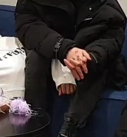 jibIue's tweet photo. mas hoje eles tão que tão né??? e eu não tô reclamando não, tava morrendo de saudades 🥺🥺🥺 https://t.co/8Cw8Mvik2L