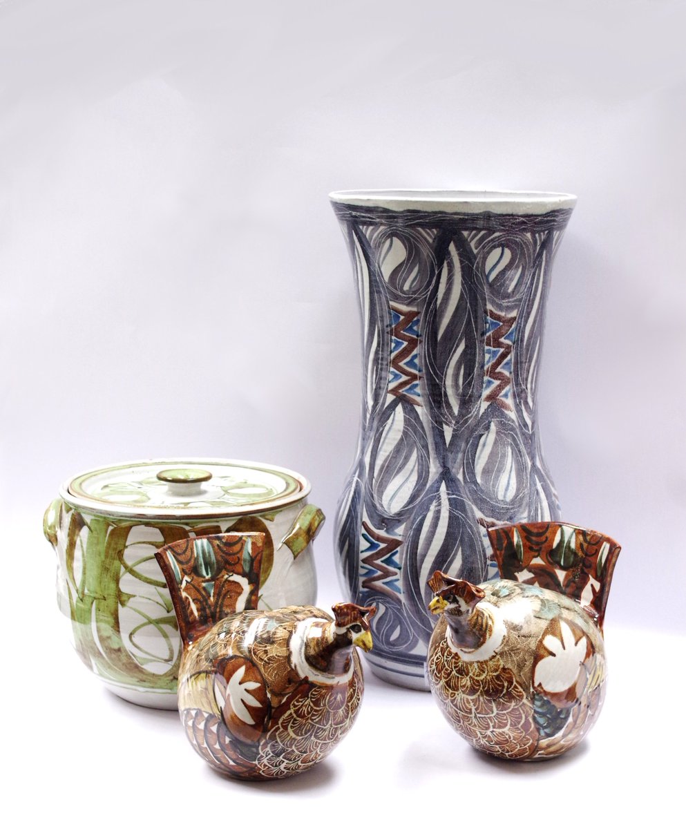 TWGaze20thCMod's tweet photo. Some other great names from the world of #StudioPottery in the #ModernDesign sale Saturday 14th March including #BernardLeach #DavidLeach #EricJamesMellon #LadiKwali and the late #AlanCaigerSmith Catalogue online at https://t.co/lDQu3GLYMw https://t.co/5VFEXiYPjj