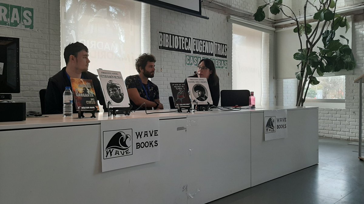 WaveEditorial's tweet photo. Víctor Ramón Beltrán y Daniel Diez Crespo son los autores encargados de seguir dando vida a la Ola en la #WaveConII ¡Y que no pare! Surferos, aquí os estamos esperando 🌊 @VcLuna https://t.co/0eEcru17Ff