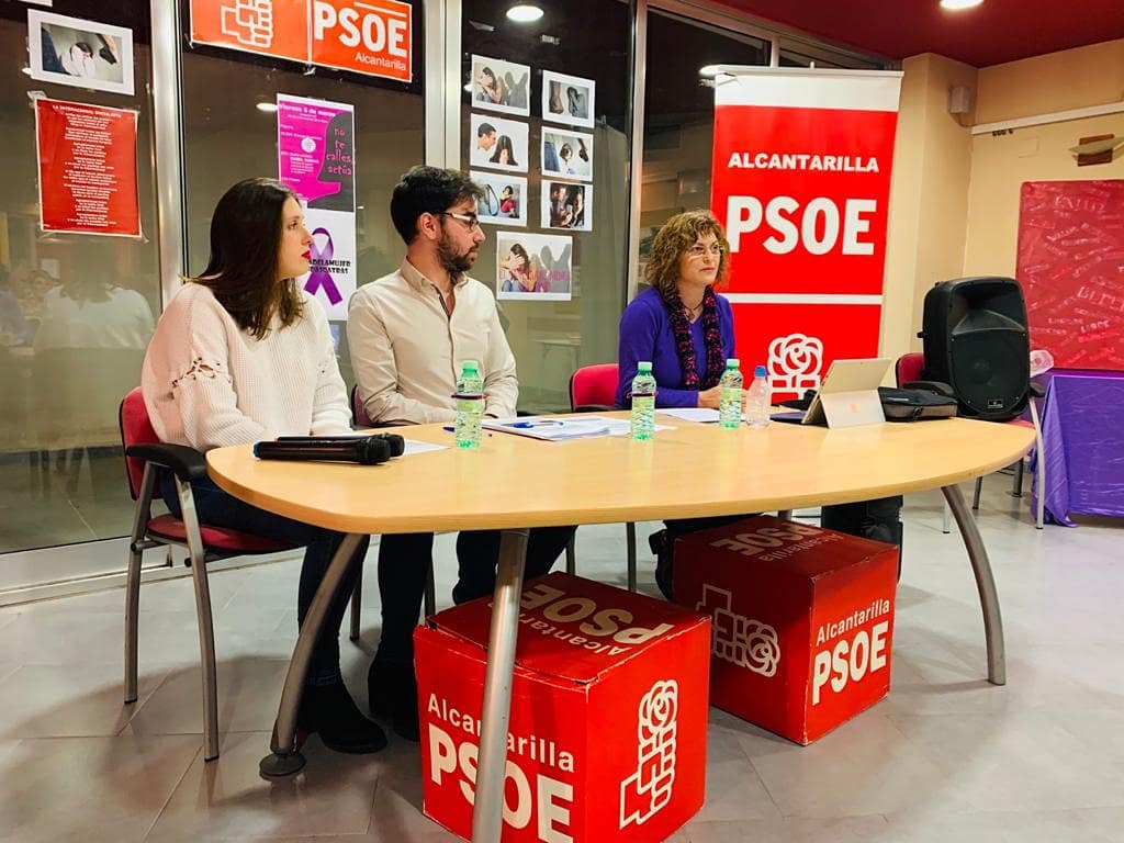JSAlcantarilla's tweet photo. ¡Muchas gracias a todos los que nos acompañaron ayer en los actos organizados por el Día de la Mujer! 💜
Ha sido todo un honor para JSA colaborar en la organización de este evento y tener la ocasión de presentarlo.
¡Gracias a todos!  #SomosLaRespuesta https://t.co/jrohgVk8j8