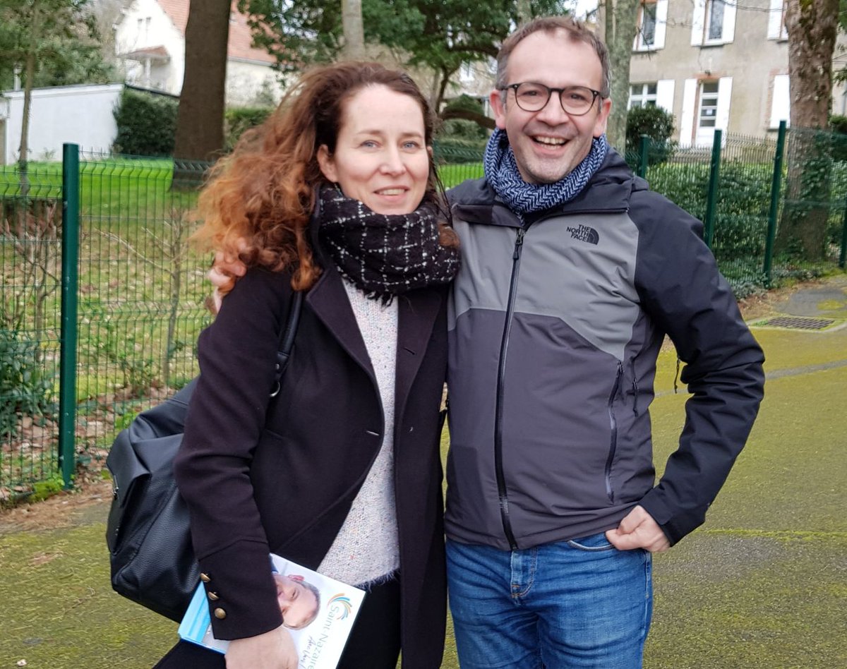 OllivierVal's tweet photo. Oyé oyé demandez le programme ! Dernière ligne droite pour les colistiers et colistières de  @SNavecVous avec @JM_Texier à la rencontre des nazairiens et nazairiennes au coeur des quartiers et du marché de #SaintNazaire 💚 https://t.co/eBFOBgkRUO