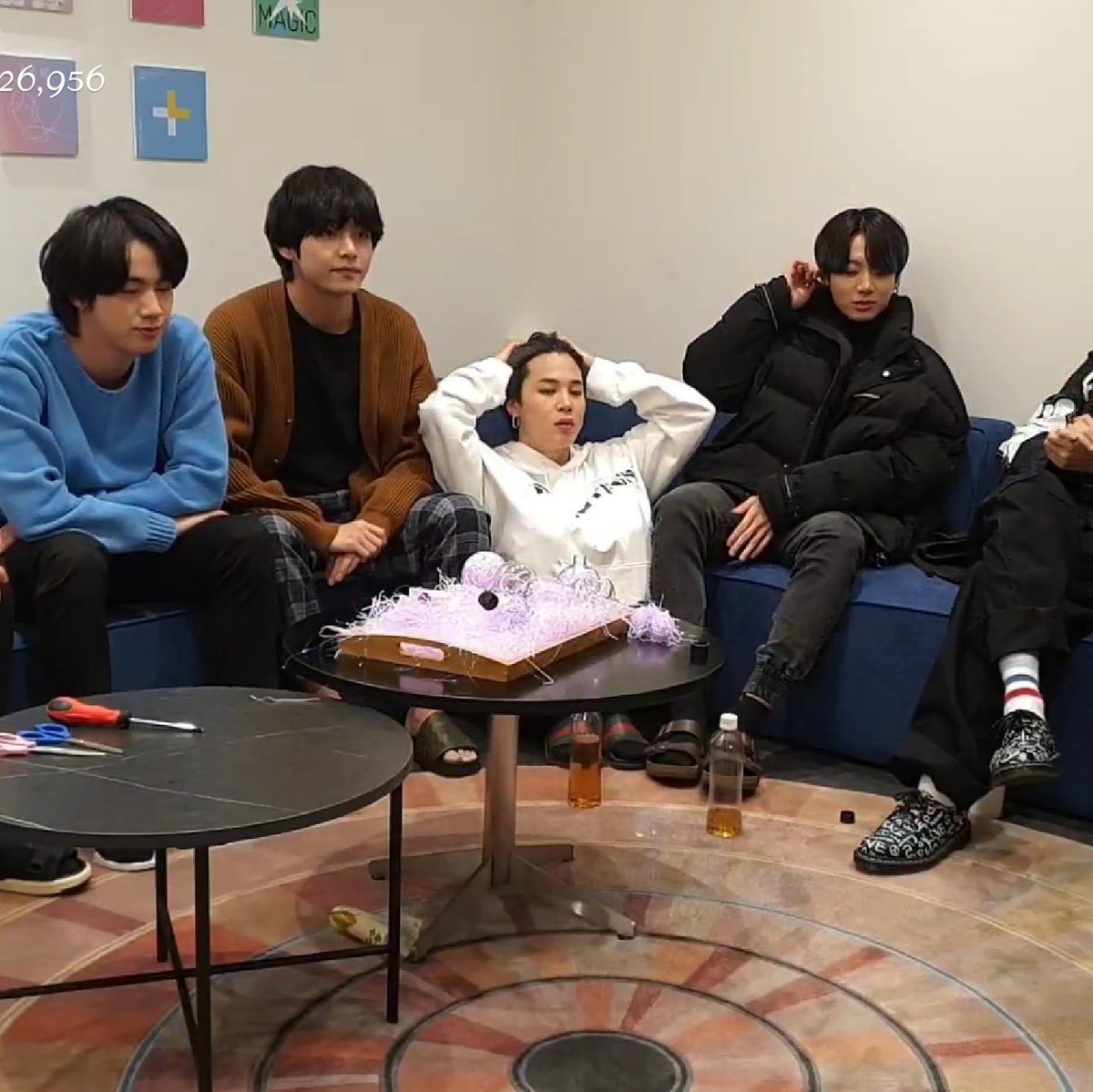 Stephanie94bts's tweet photo. @briller613_bts @nikkekeke C u t i e ♡ https://t.co/u580CMSPdr