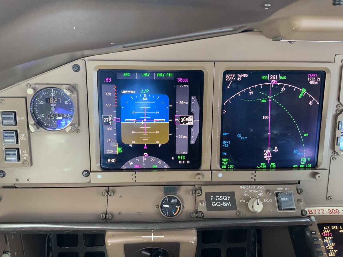peytour13's tweet photo. 4 pics approaching Gulf of St Lawrence #AF054 #777
Another great Atlantic Xing
#AvGeek #pilotlife
🇨🇦 & 🇺🇸 here we are 😎 https://t.co/I3rSNnmLat