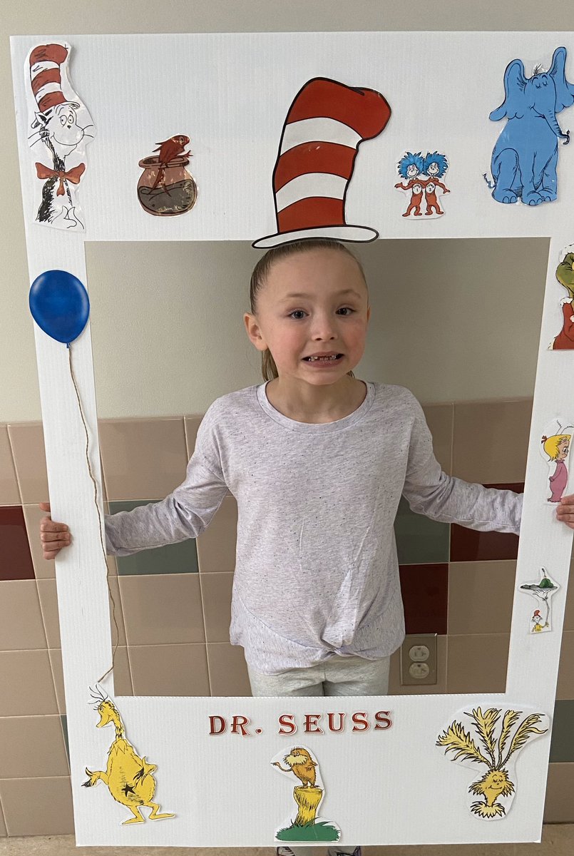 corrysd's tweet photo. Dr. Seuss photo booth and book give away at Corry Primary #MomentsMatter #WeAreTNG #ReadAcrossAmerica2020 https://t.co/VgbkaYbMc3
