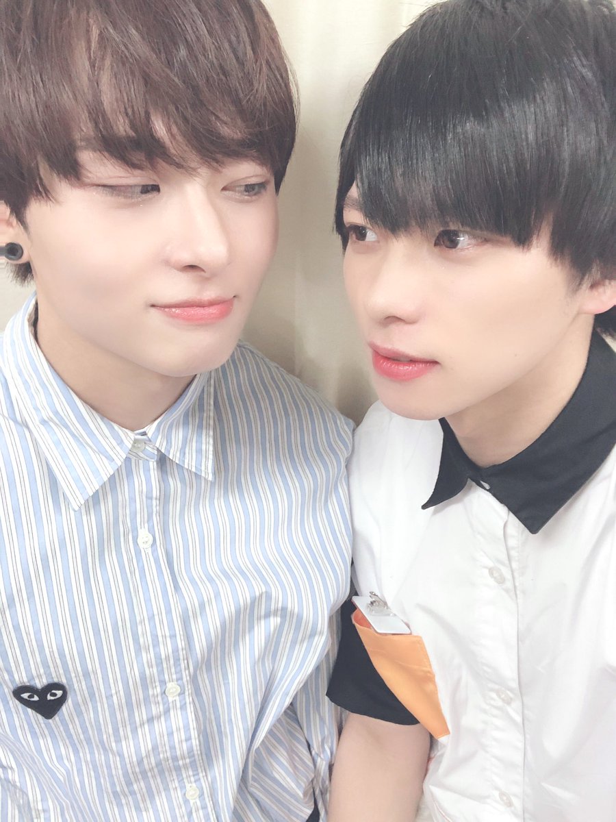 ryuu_ReL's tweet photo. 『DDほぼ毎日生放送~7日目~』ありがとうございました！🐶

直接は会えないけどみんなに会えてる(?)の嬉しいし、今日もみんなのおかげでライブ楽しかったよー！ありがと！✨✨✨

けどやっぱり直接会えないの寂しいからリプするからリプください💕

お写真はたくとさんと撮って頂きました！😆😆😆 https://t.co/13q4bcrf59