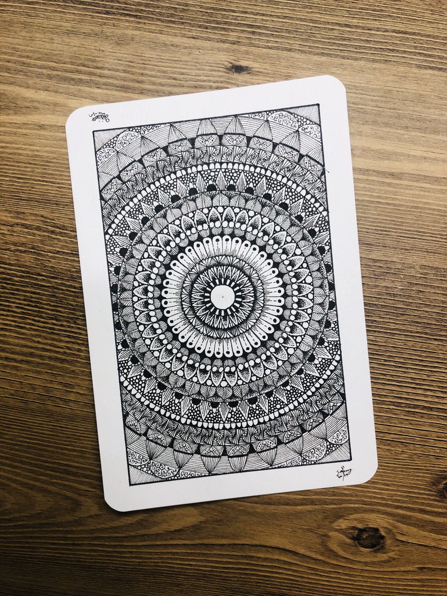 qkrtmdcksdhk's tweet photo. #노가다 #잰탱글 #젠탱글 #zentangle #만다라 #패턴 #패턴아트 #아트그램 #그림 #펜그림 #원 #동그라미 #패턴소품 #art #미술 #흑백 #선 #선그림 #선연습 https://t.co/XIKXFbDyEh