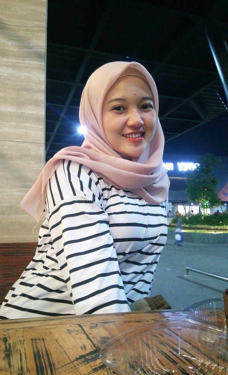 efiku_ tweet picture