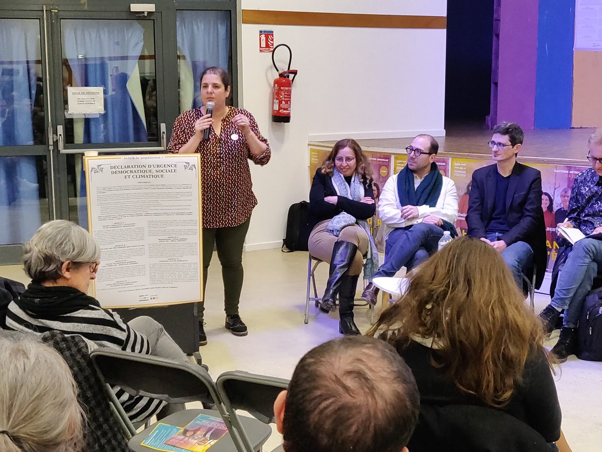 BChenaux's tweet photo. Depuis le 5 mars, la France est à #découvert climatique !
Et à notre meeting le 7 mars, nous avons présenté notre déclaration d'#urgence démocratique, sociale et climatique. Nous ne nous satisferons pas de mesurettes ou de greenwashing.
Découvrez nos engagements pour Lyon ⤵️ https://t.co/pbEq7a6KN3