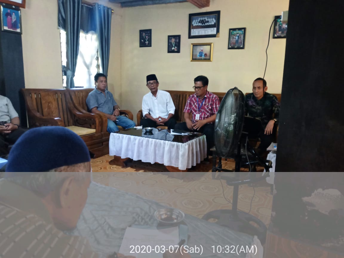 Musppkl's tweet photo. Penyuluhan pendirian koperasi kepada kelompok masyarakat
Lembaga adat https://t.co/4quVBcgGF9