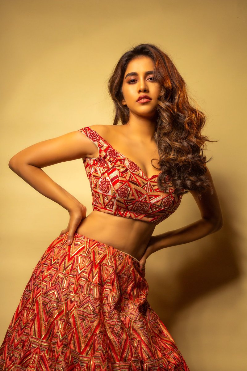 NabhaNatesh's tweet photo. Redden !! ✨ https://t.co/N3TQ3xebbP