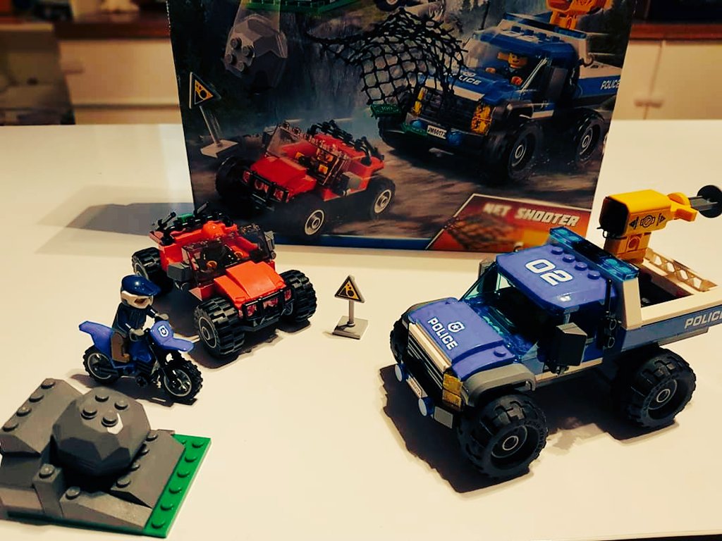 built_by_hand's tweet photo. https://t.co/azRfR8B6A6

Definitely one of my best videos so far. Loved building this set and editing it. Be sure to check it out  👍

#lego #city #dirt #fun #editing #youtube #youtuber #contentcreator #bricks #bike #police #awesome https://t.co/eMFcCnWyHA