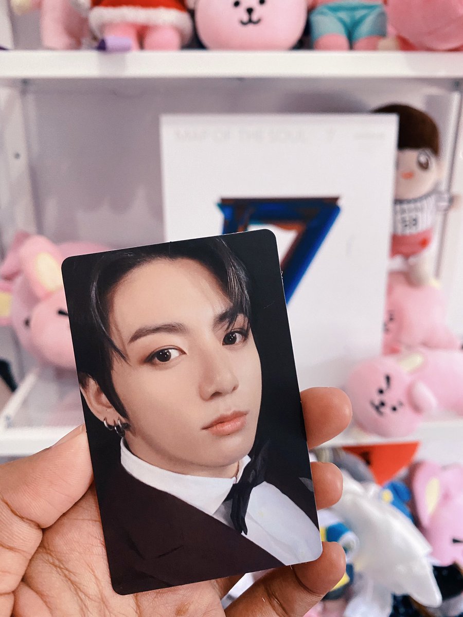 winterally_'s tweet photo. GIVEAWAY BTS Album MOTS:7 Ver.3 full set with JUNGKOOK photocard! 
@BTS_twt 

RT and Like

End ASAP🐰💜 https://t.co/aVYlRvw4Mk