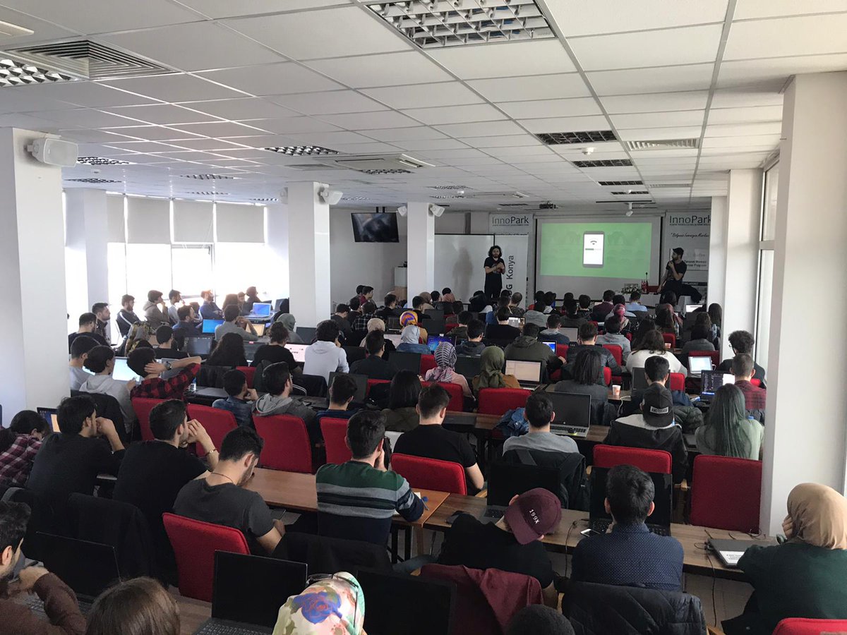 Firebase etkinliği +130 katılımcıyla devam ediyor 💪🤩