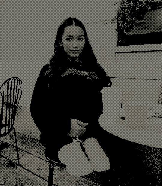 ❛ ISABELLA. tweet media