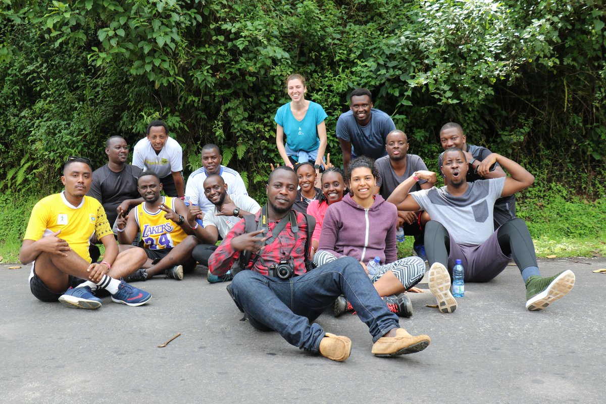 Some people know to enjoy the beauty of the nature! People from near and far enjoyed the beauty of Nyungwe National Park in Nyungwe Marathon @RDBrwanda @NyungwePark @NyungweMarathon @visitrwanda_now #NyungweMarathon