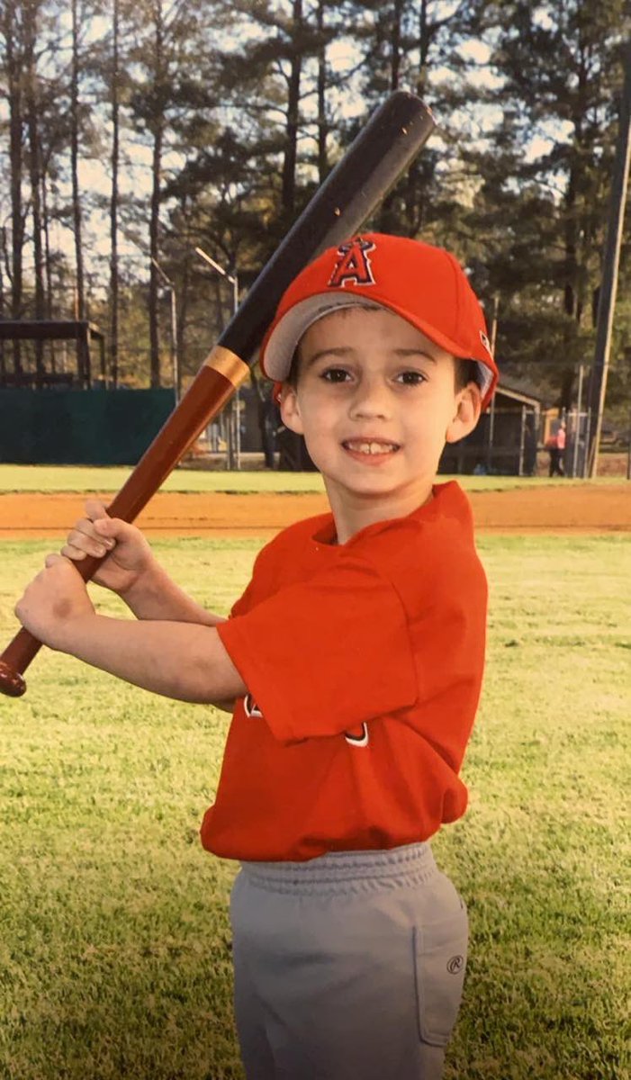 Jaimesboys's tweet photo. Very excited for the first scrimmages for Hanover Hawks Baseball today. Can’t believe it’s Adams last year of high school ball...where has the time gone.#senioryear #allgrownup #baseballsenior #pennstatebeaverbound #hawkyeah #squadup https://t.co/G5a1emPPN2