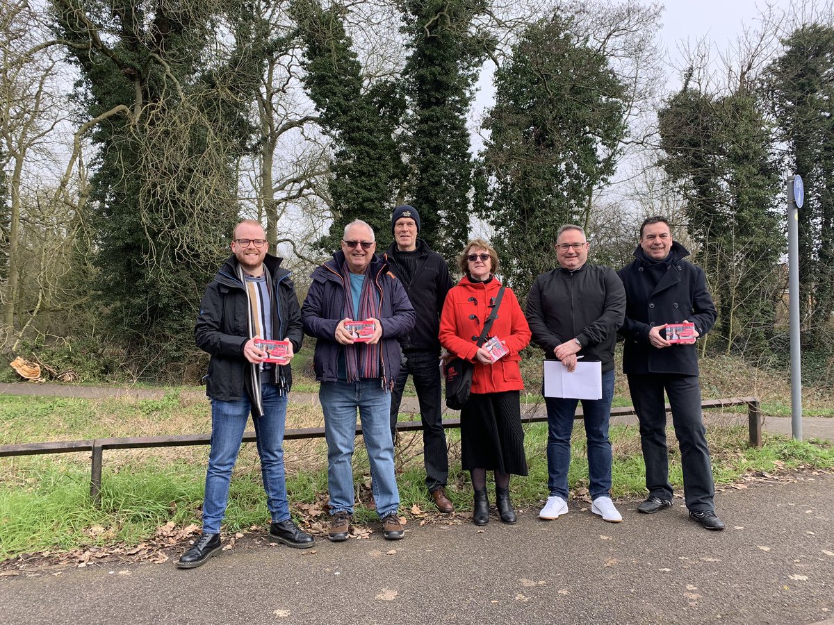 DanAldington's tweet photo. Out this morning with @Cllr_Julie in #wembrook #nuneatonandbedworth #localelections2020  @josephbevan96 https://t.co/k91OGbhGfw