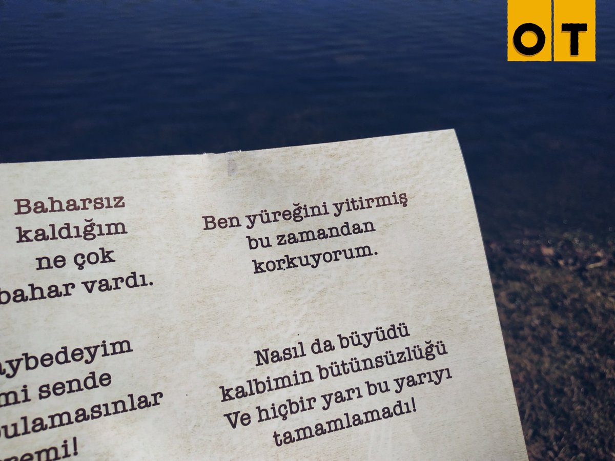 otdergi's tweet photo. Ben yüreğini yitirmiş bu zamandan korkuyorum. #FüruğFerruhzad #OTdergi #Mart #OTposter https://t.co/fFOeo7zN7g