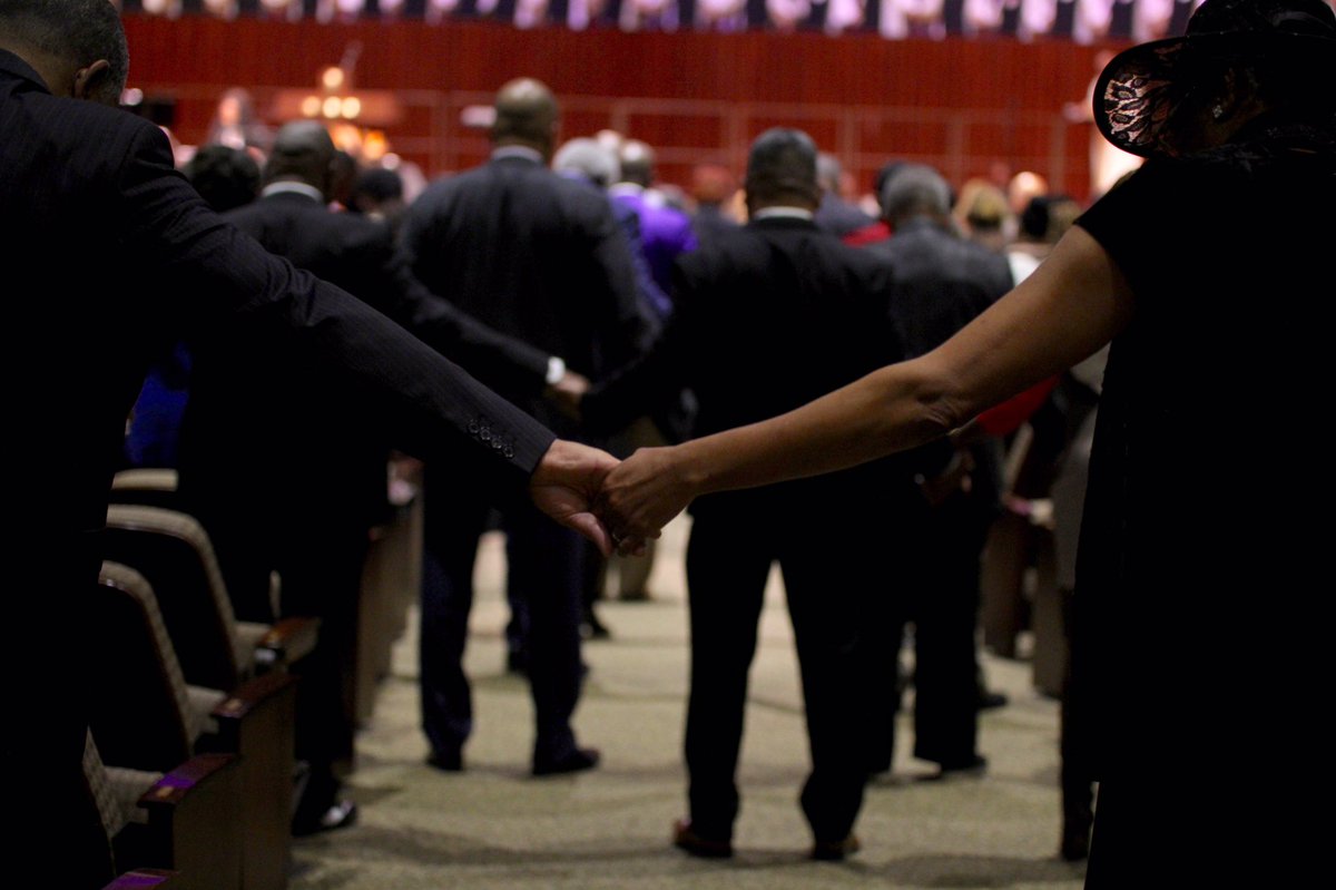 pasralphwest's tweet photo. The Church Without Walls is praying &amp; working diligently to protect our congregation &amp; taking every precaution to ensure that our worship services follow CDC guidelines. When greeting one another, instead of hugs and handshakes, greet using elbow bumps or wave 👋🏽 with a smile. https://t.co/i1043B7aUr