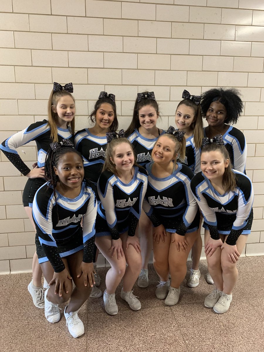 Last Time as Holy Name!  We are wishing everyone in Central, West, North and South Good Luck🍀 also Good Luck to all the Game Day Teams at States!😍