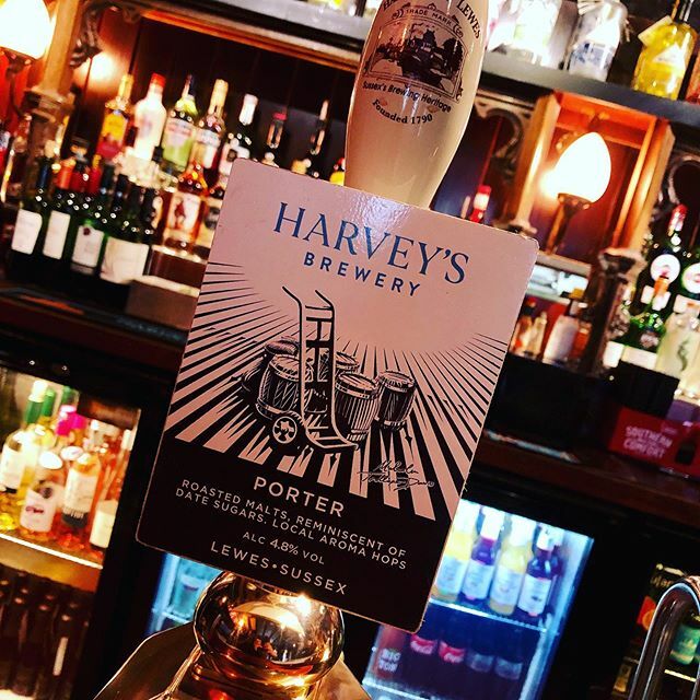 TheBlackboysInn's tweet photo. Now on.... #properporter #porter #harveysbrewery #wewuntbedruv #ale #realale #camra #publife #instapub #blackboys @harveysbrewery @theblackboysinn https://t.co/cpLHbB59Xw https://t.co/C0tyFKeapd