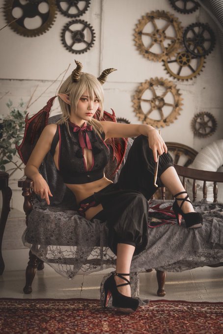 Twitterのコスプレ画像11