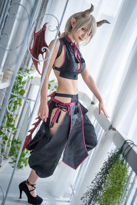 コスプレイヤー300ワットのTwitter画像47