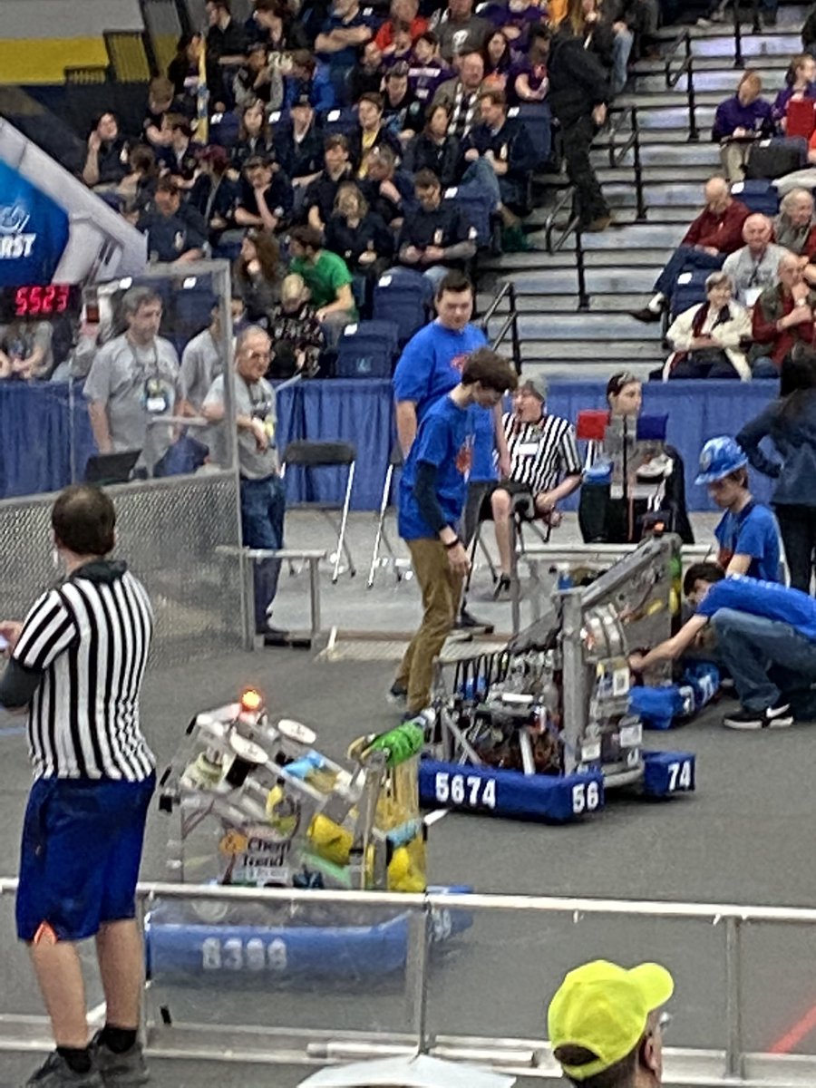 osstifin's tweet photo. Best of luck to THS Robotics team- day 2 of their competition! They are learning much more than engineering design. They need to strategize with their own team, negotiate with alliances, work creatively under stress, and fix malfunction within seconds. #ths #Robotics #go3773 https://t.co/pdtpNLnebq
