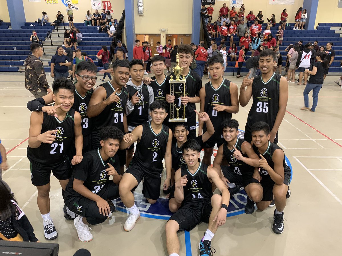 GDOEISA's tweet photo. Meet Your Historical 1st Interscholastic Sports Association HS Boys B-ball Champs!! The JFK Islanders!! #gdoe #ISA https://t.co/TW9zKMLQQl