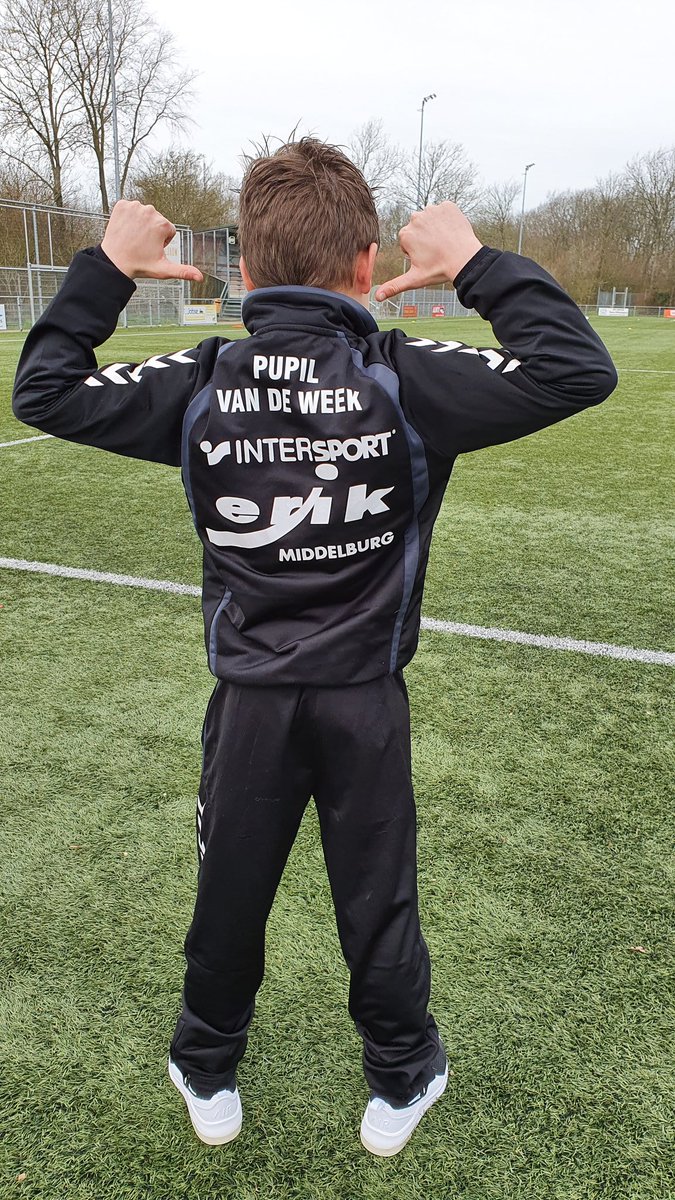 mauricestougje's tweet photo. Jayden (onze kanjer) is vandaag Pupil van de Week bij de wedstrijd om #periode2 bij @vck_koudekerke tegen @VVLebo bij winst is VCK periode kampioen en onze jongen een feest en ervaring rijker! #vckleb https://t.co/j6WRGQ3ooG