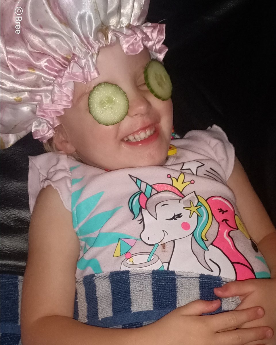 Breeroder98's tweet image. #spatime 😂