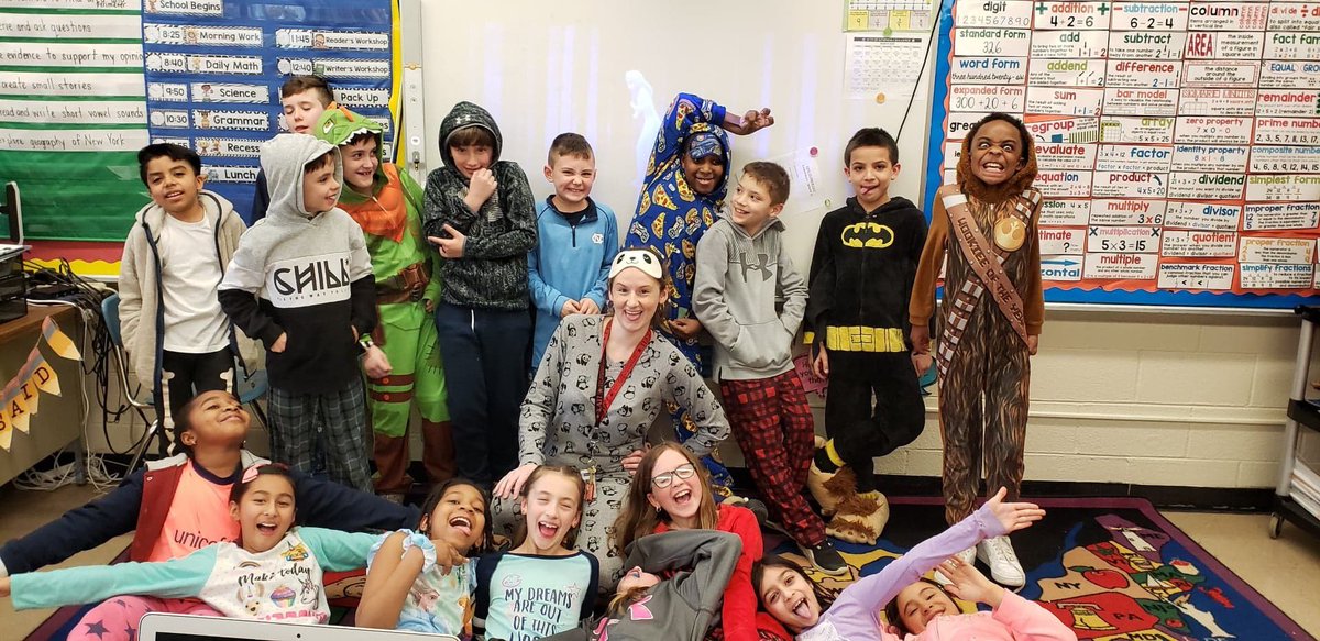 Pajama day for these kiddos! Looks like they are having a blast! 🤙🏽 <a href="/OakGroveES40/">Oak Grove ES</a> <a href="/WCSDEmpowers/">WCSDEmpowers</a> <a href="/RooneyAngelina/">Angelina Rooney</a>