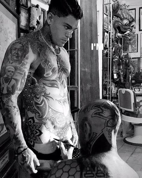 Iniciamos el día con otra adquisición.

#FreeRol #SexRol