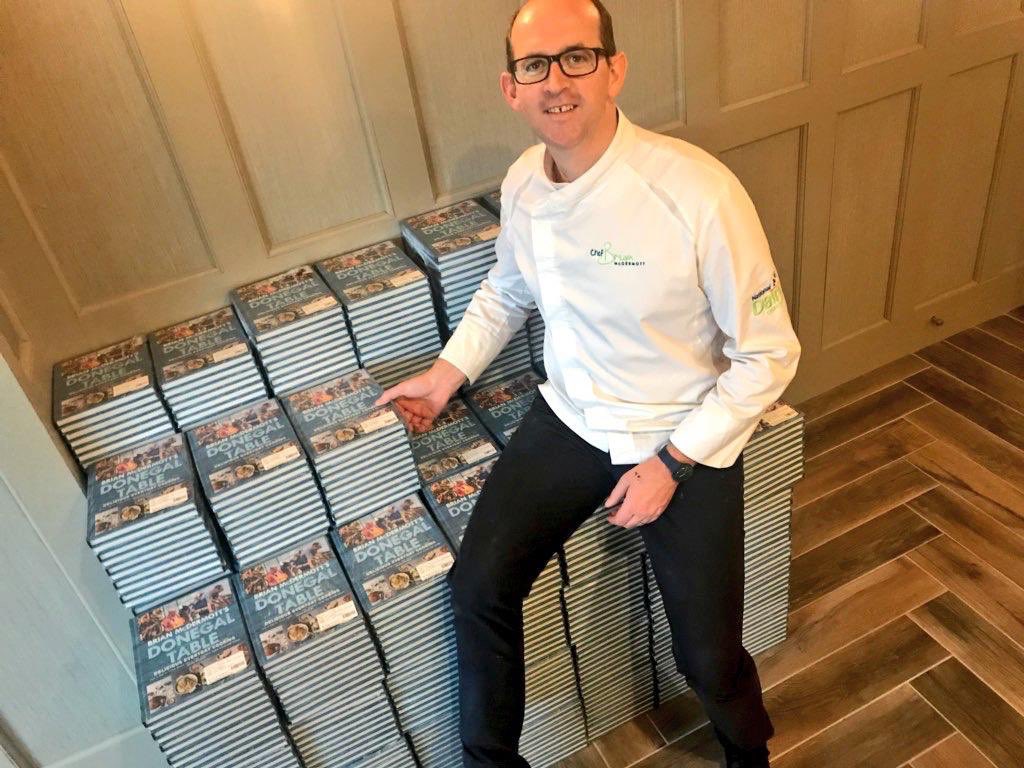 FoyleHotel's tweet photo. What a journey it’s been for #DonegalTable - 2 years since the launch of what was to be an exceptional journey👇
Written by @ChefBrianMcD & Published by @OBrienPress
In July Brian flew to #China & took home the Award for WORLDS BEST COOKERY BOOK at the world book awards 👏👏👏 https://t.co/eylzFWBXh9