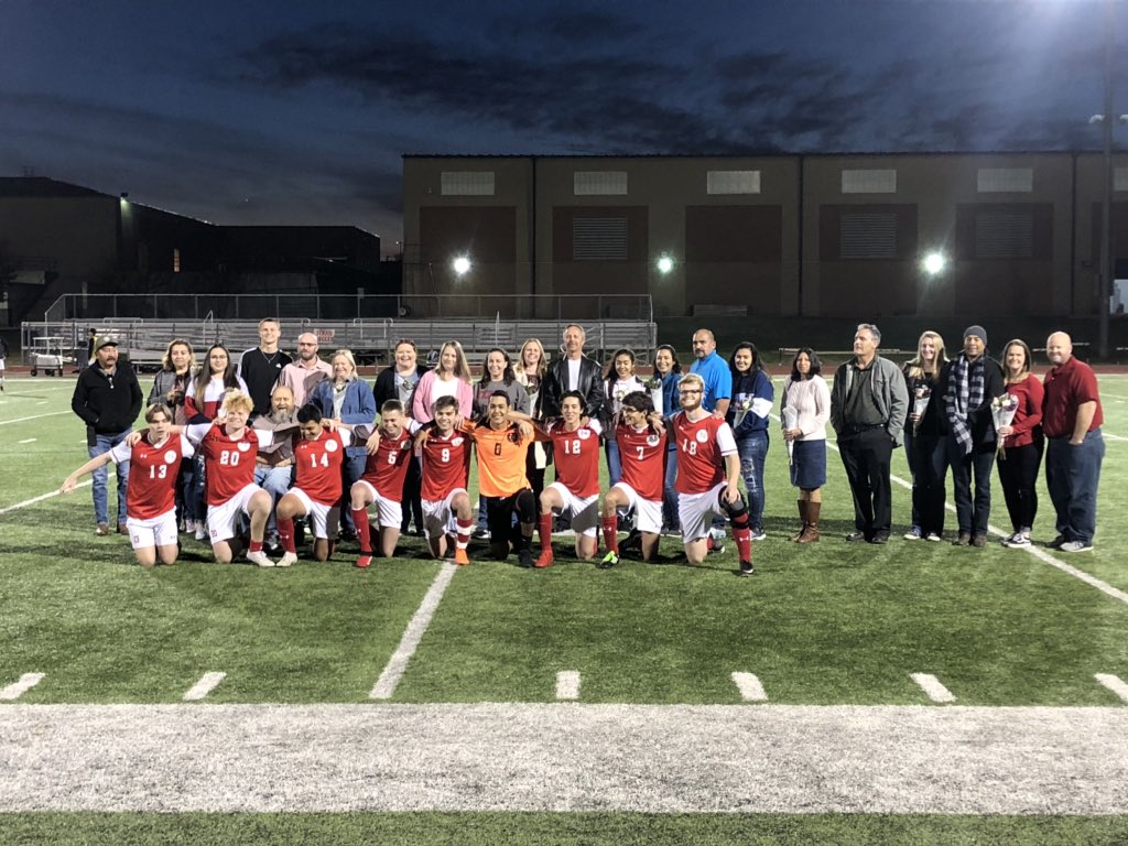 NHSTexanBSOC's tweet photo. Big thanks to @texannationnhs and all the families that came out to support @NHSBoysSoccer1 for Senior Night 2020! #tNwa #stayready https://t.co/nRiT8oW8VA