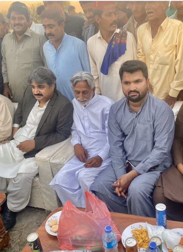 AyazBuriroPPP's tweet photo. Attending Historical Traditional and Cultural Game Malh, #Malakhro along with Minister Transport Sindh Syed @awais_shah01 Thousands people gathered at Dubbar Taluka Rohri #Sukkur https://t.co/AeE2fOQqfq