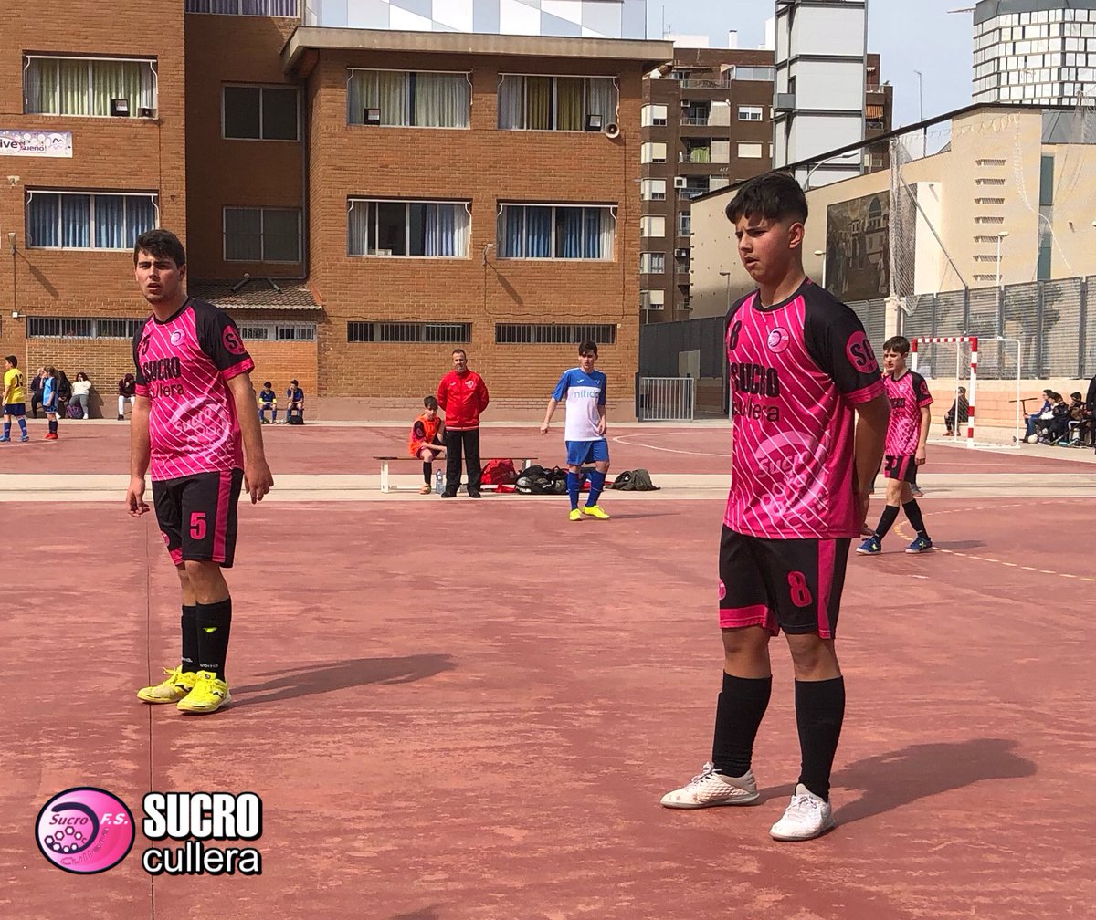 Sucrocullera's tweet photo. CADET
Sucro Cullera-5 Alzira-1
(19a Jornada lliga) https://t.co/vMslPy7W6S