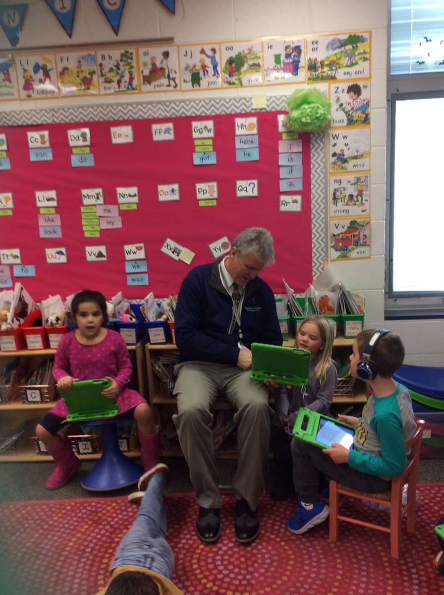 willowbrookKD's tweet photo. We loved having Dr. Wegley spend some time with us during math centers @bwegley #d30learns https://t.co/WNKGfMPIkW