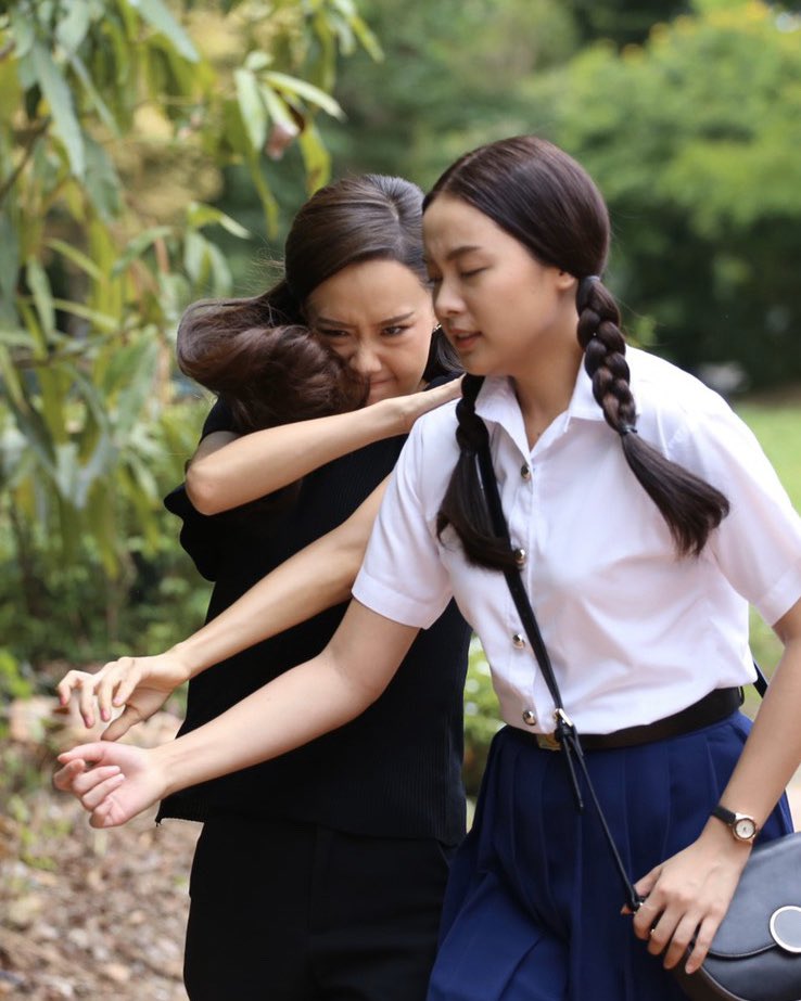 jarinporn's tweet photo. อีจินดา! มึงงงงง #ทุ่งเสน่หาep9 https://t.co/K2jUIWp4Cv