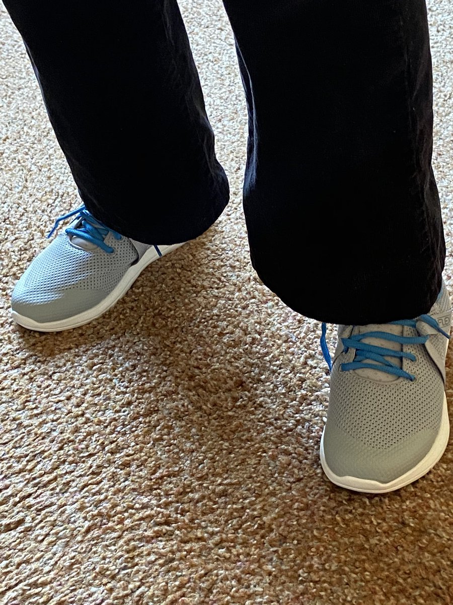 Percherke's tweet photo. 💪#flex & #springforward with 89 year “young” mom, original #FriendsofJim to wear @footjoy brand this YEAR @ local #SilverSneakers 👵🏻 Her response, “Let’s do a month contract I don’t buy green🍌 !” #Daylightsavings #FJFlex
#Footjoy
#FJ
#OnlyEverythingMatters
#ImMomsFavorite https://t.co/aPsI60xKTU