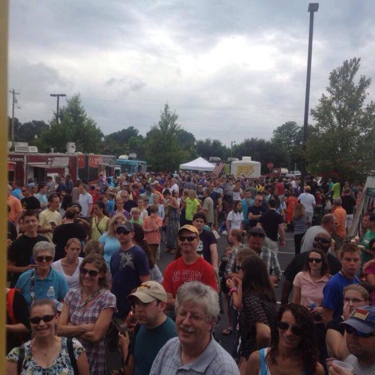 FtWake's tweet photo. Expect great food and fun at the first Wake Forest Food Truck Rodeo of the year Sunday, April 5th from 12-4! 405 S. Brook St. https://t.co/4Nvx2B4nRV