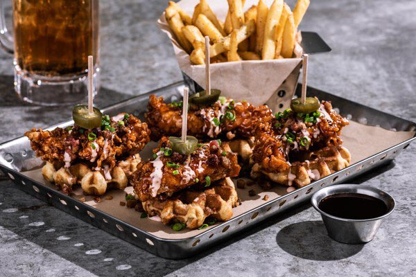 Tyler Peterson tweet media