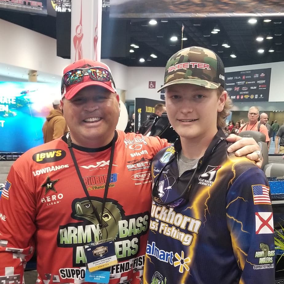 ArmyBassAnglers's tweet photo. #ArmyBassAnglers Pros from #WFNs hit TV Show #StrikeKings #FORCEonFORCE are swamped w/fans &amp; autographs at the Skeeter Boats booth @ the 2020 Bassmaster Classic EXPO--HOOAH! @SkeeterTeam @Lews_Fishing @wileyx @StrikeKingLures https://t.co/5kDIxTwXNd