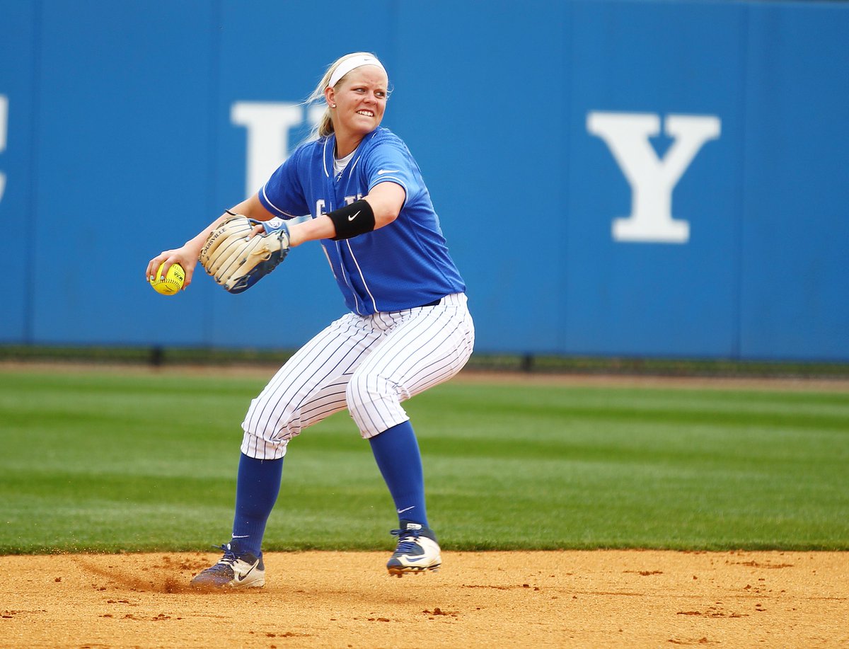 cstokes2133's tweet photo. Get up, it's game day, #BBN! Good luck this weekend, @UKSoftball! 😼🥎 #WeAreUK https://t.co/9QohBAbIkJ
