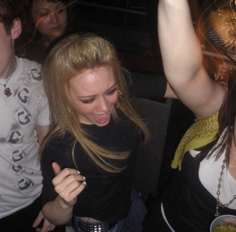 MarciaBelsky's tweet image. “I want to delete my Facebook but I don’t want to lose the photos!”

The photos: