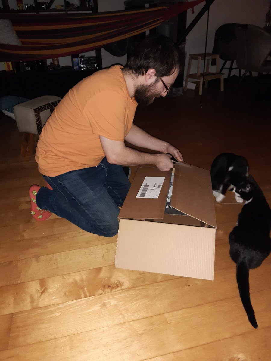 MeowMoeDotCom's tweet photo. #Catproofing the #Box so the #Cats do no get #Injured while #Playing at #2AM.
#Cats #Cat #Kittens #Kitten #Kitty #Pets #Pet #Meow #Moe #CuteCats #CuteCat #CuteKittens #CuteKitten #MeowMoe
https://t.co/AxFsuiaO9Q
. https://t.co/uP77qO0xKQ