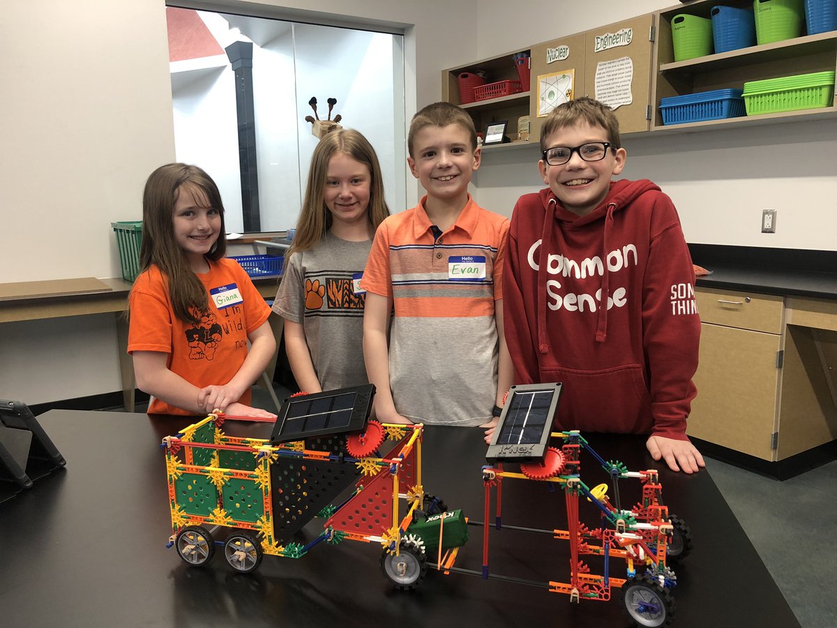 We are proud of the effort and teamwork that the LES Knex Crew demonstrated at the competition. Way To Go - Giana, Sarah, Evan and Levi!       #WeLoveStem #LES