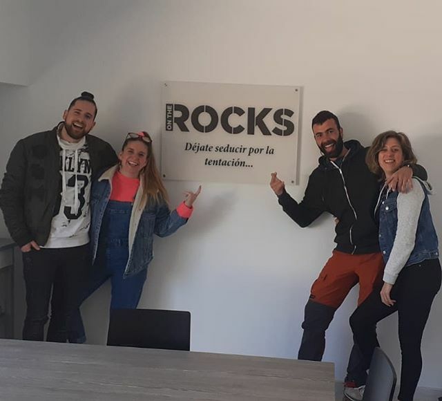 RT OnTheRockspirit : Y asi se acaban las #catas en ontherockspirit! Un grupo muy majo con ganas de #pasarlobien y conocer #licorartesanal de cerca! Un placer! ift.tt/2xjcIEt  x.com/OnTheRockspiri…